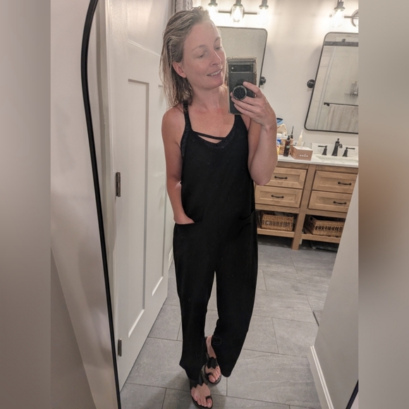 Black Overall Jumpsuit - Picture 4 of 4